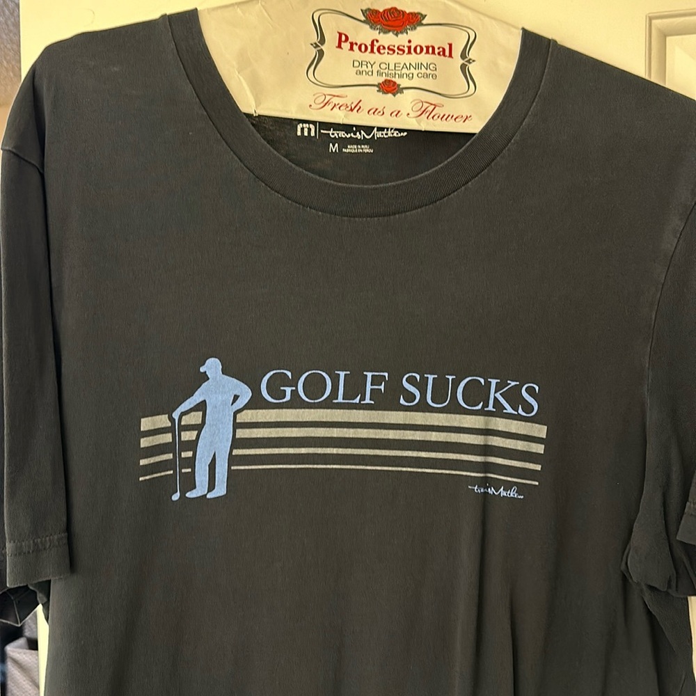 Travis Mathew T-shirt